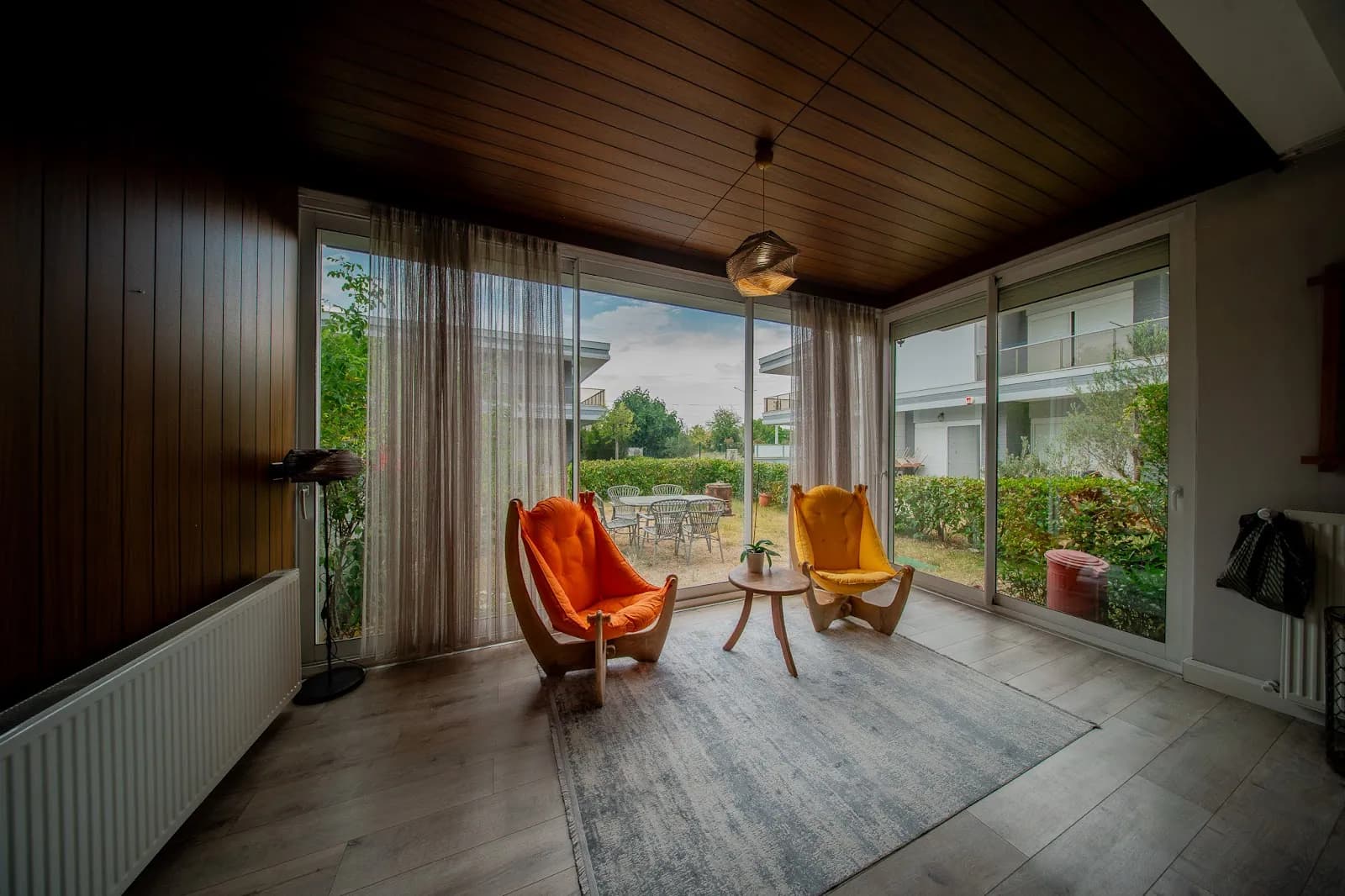 Altın Kale ikiz villa bahçe yaşam alanı