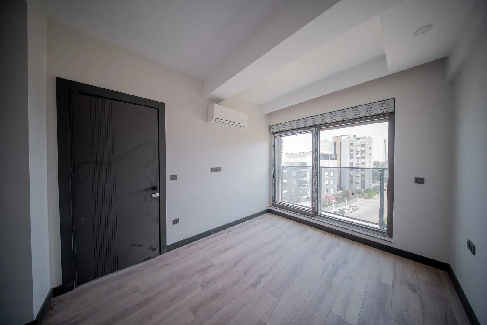 Tuana Park Evleri 2+1 daire oda görünümü